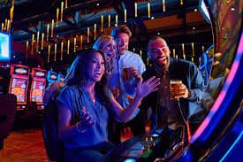u888vip Live Casino dealer table streamed to a Filipino player on mobile